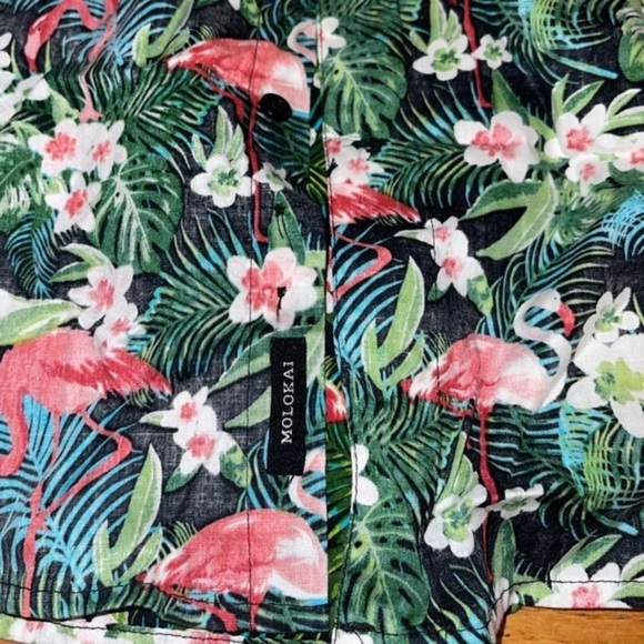 Molokai Hawaiian Shirt Camp Shirt Button up Hawaiian Flamingo Top Size M - Picture 3 of 4